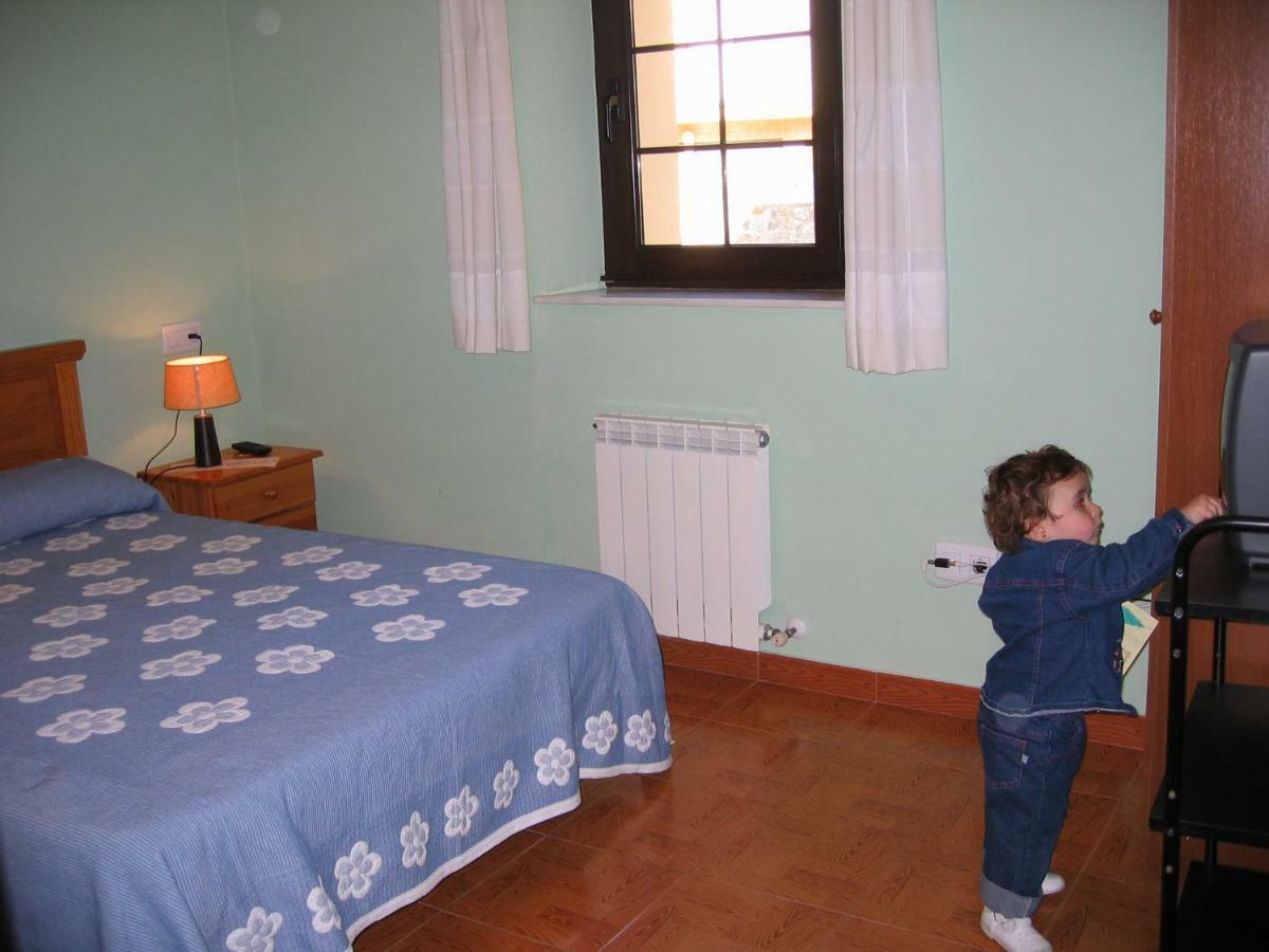 קולונגה Hotel Fitu מראה חיצוני תמונה